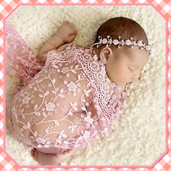 🌸Delicate Lace Cover Photo Prop🌸 - Picture 2 of 7